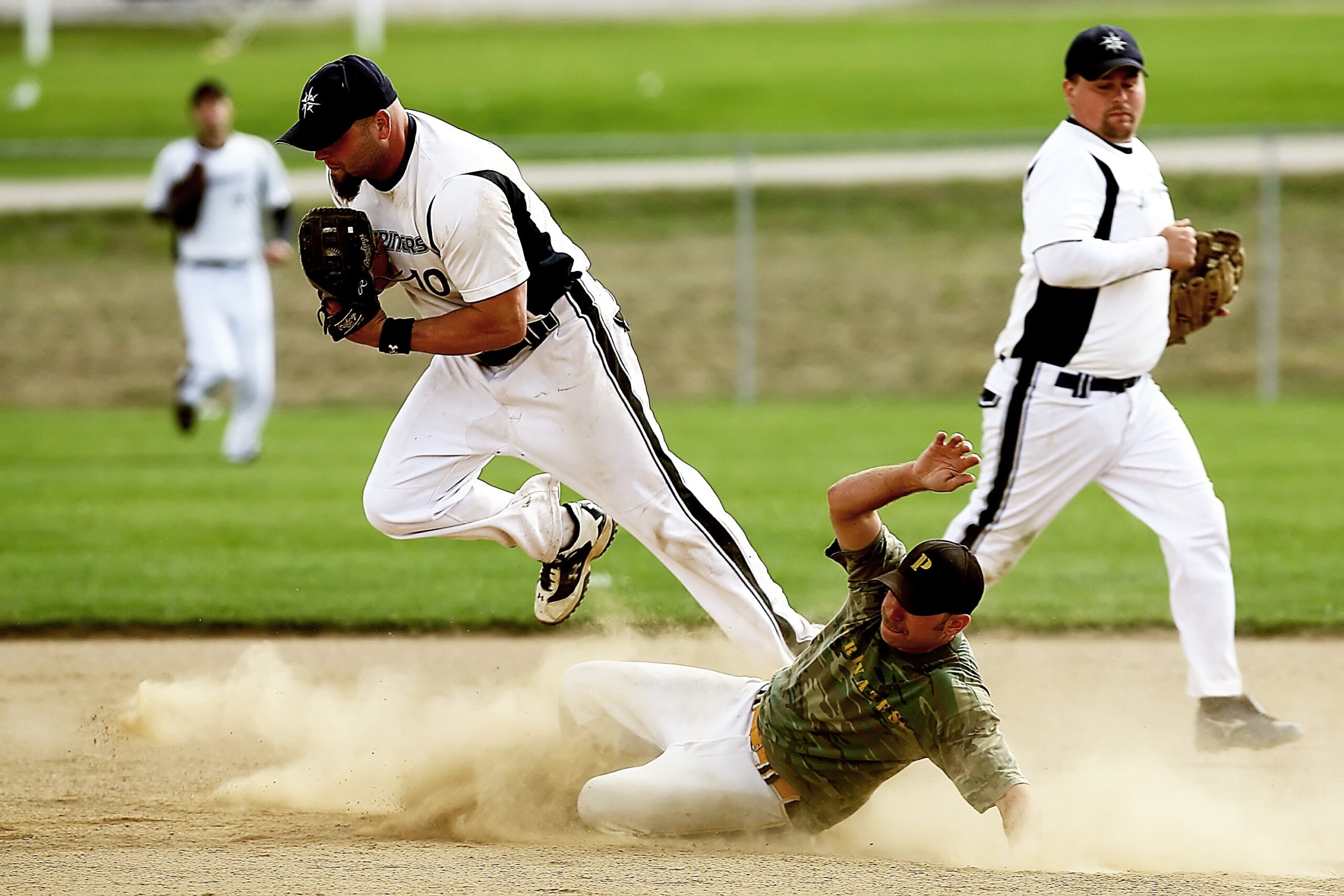 slide for base runners